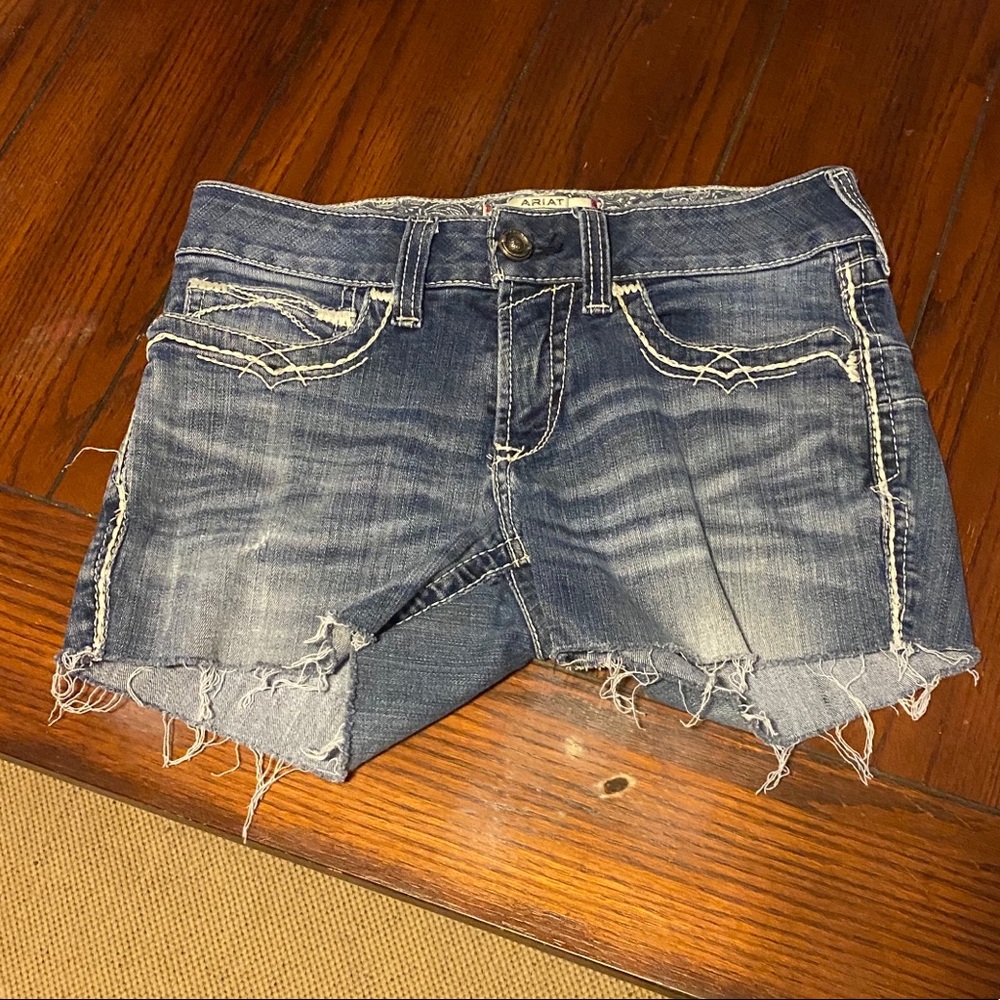 Arias cutoff shorts